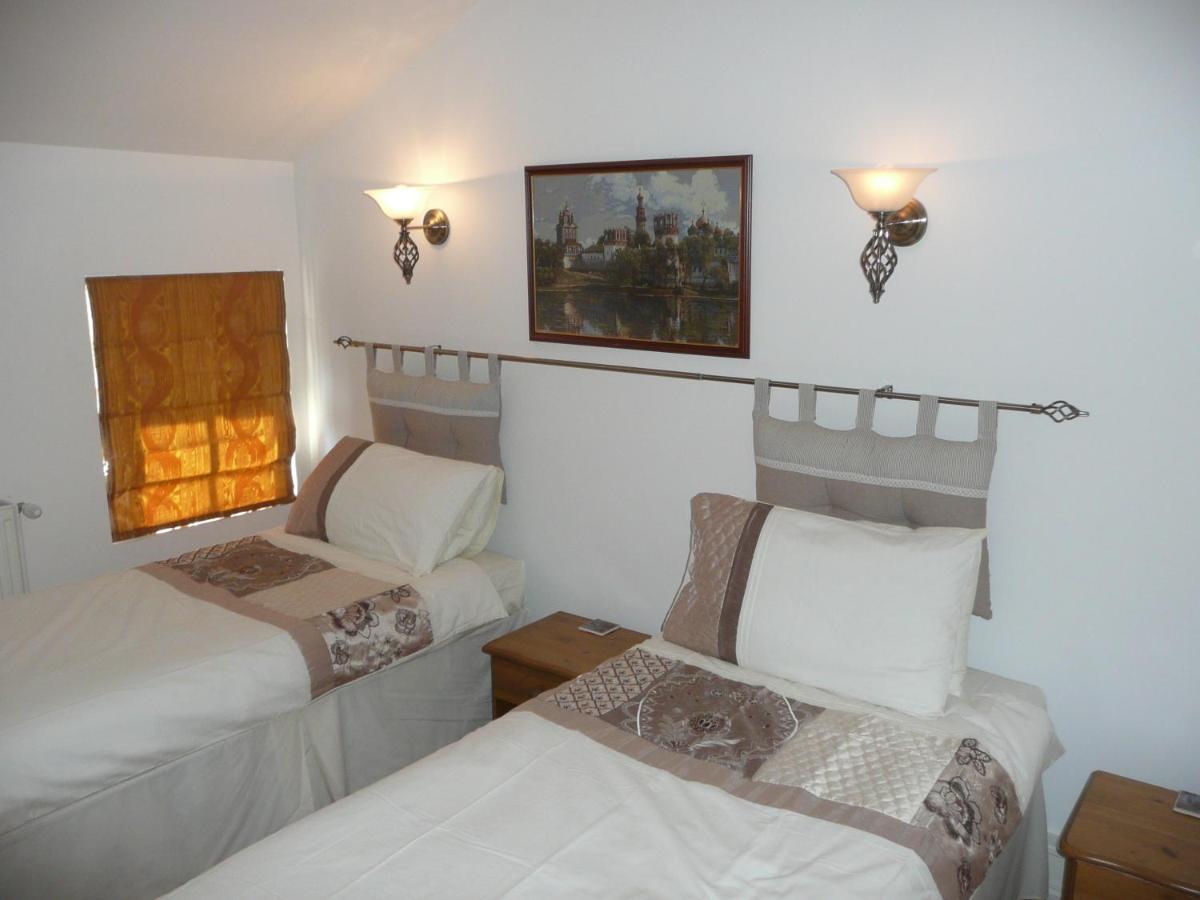 Bed and Breakfast Maison Blanc Gibourne Exterior foto
